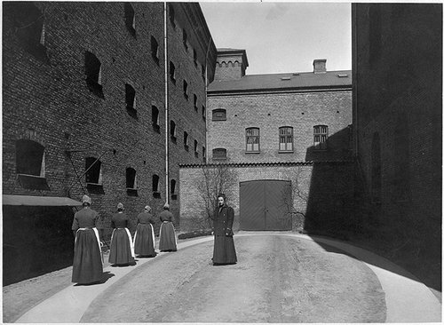Kvindefængslets fangegård