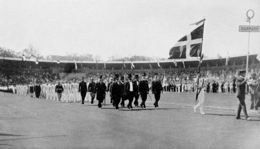 Det danske OL-hold til indmarchen ved OL i Stockholm 1912. 