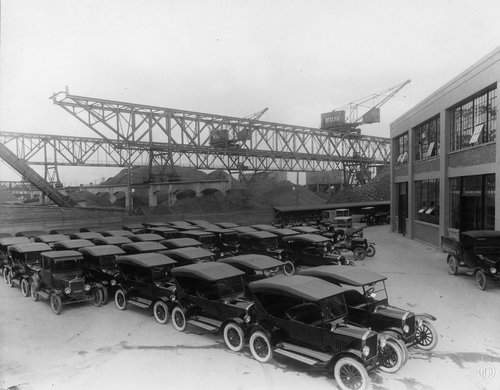 Ford T’er uden for fabrikken, ca. 1925