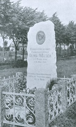 Olivia Nielsens gravsten