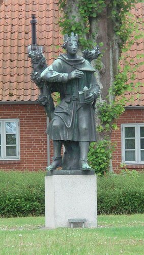 Statue af Svend Grathe i Nordborg