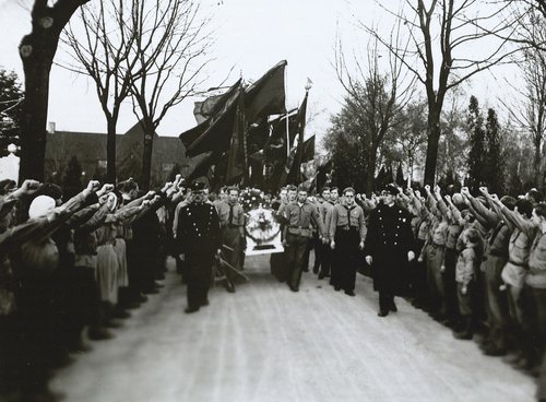 Begravelsen 13. november 1932 af den unge socialdemokrat og DSU’er Werner Nielsen