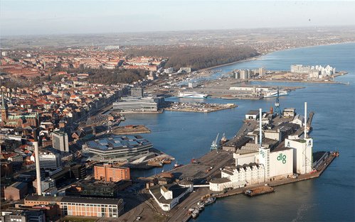 Luftfoto af Aarhus havnefront og nye bydel